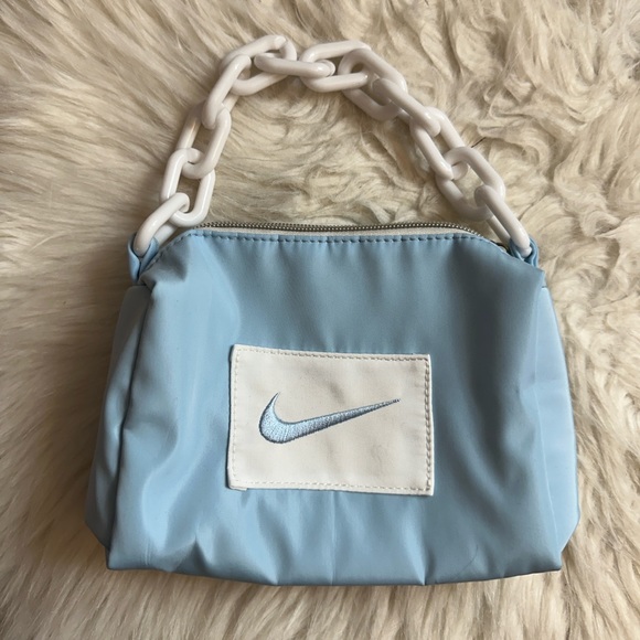 Colorful Natalie Nike Bag - Picture 1 of 4